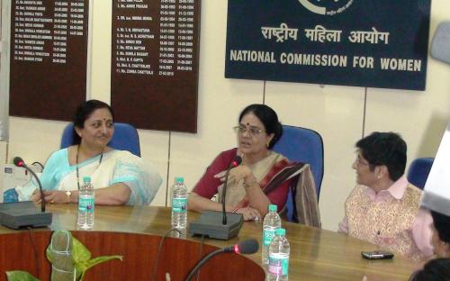 Dr. Kiran Bedi visited the Commission and meet the Chairperson, NCW