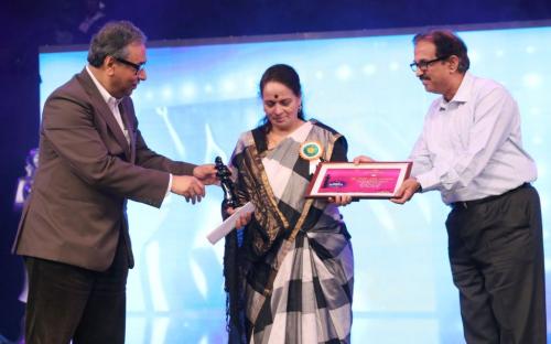 Adv. Nirmala Samant Prabhavalkar, Member, NCW was awarded Sahyadri Hirkari Award, 2014 at Doordarshan Kendra, Mumbai