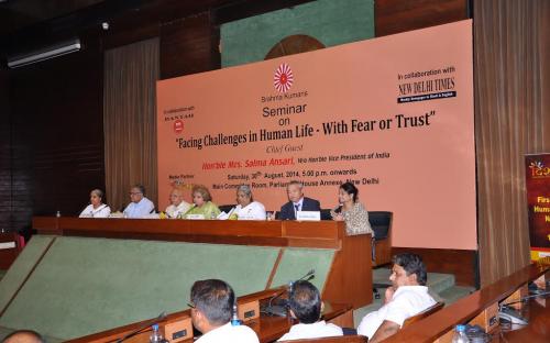 Smt. Shamina Shafiq, Member, NCW attended Seminar on “Facing Challenges in Human Life – with Fear or Trust”