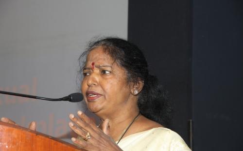 Dr. Geetha Ramanujam, Guest Speaker addressing participants