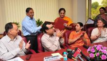 NCW signed an MoU with HUDCO to improve living conditions of destitute women